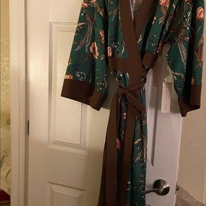 Beautiful brand  new Kimono 👘